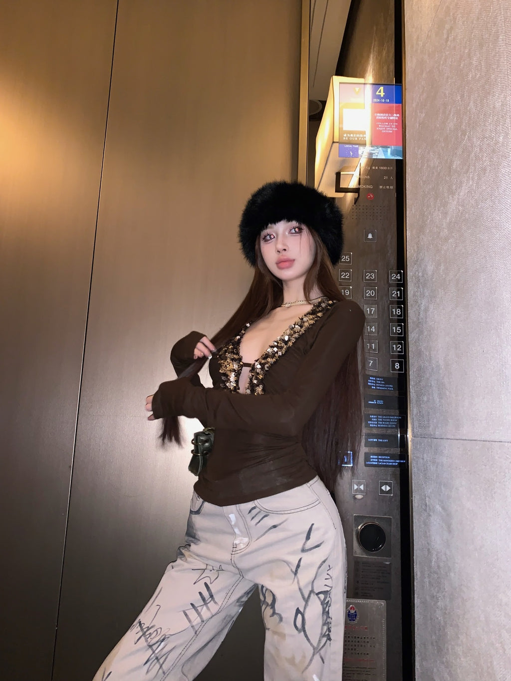 Heavy Industry Sequins brown Sexy V-Neck Long-Sleeved T-Shirt Women's Autumn Design Sense Base Shirt Slim-Fit Inner Spice Girl Top