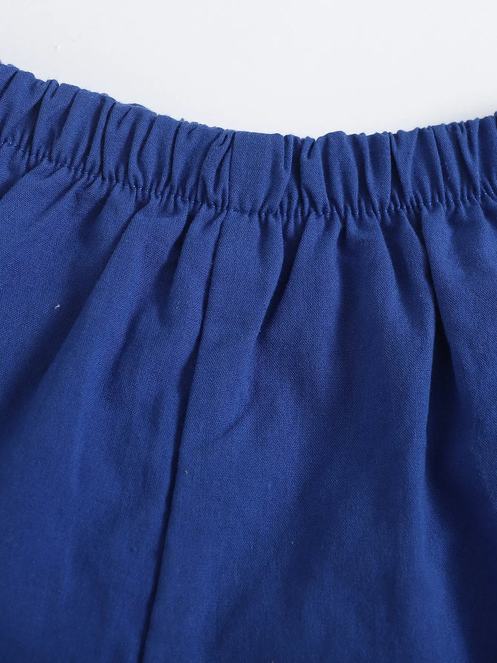 Girls' dark blue ruffled shorts - comfortable elastic waist design